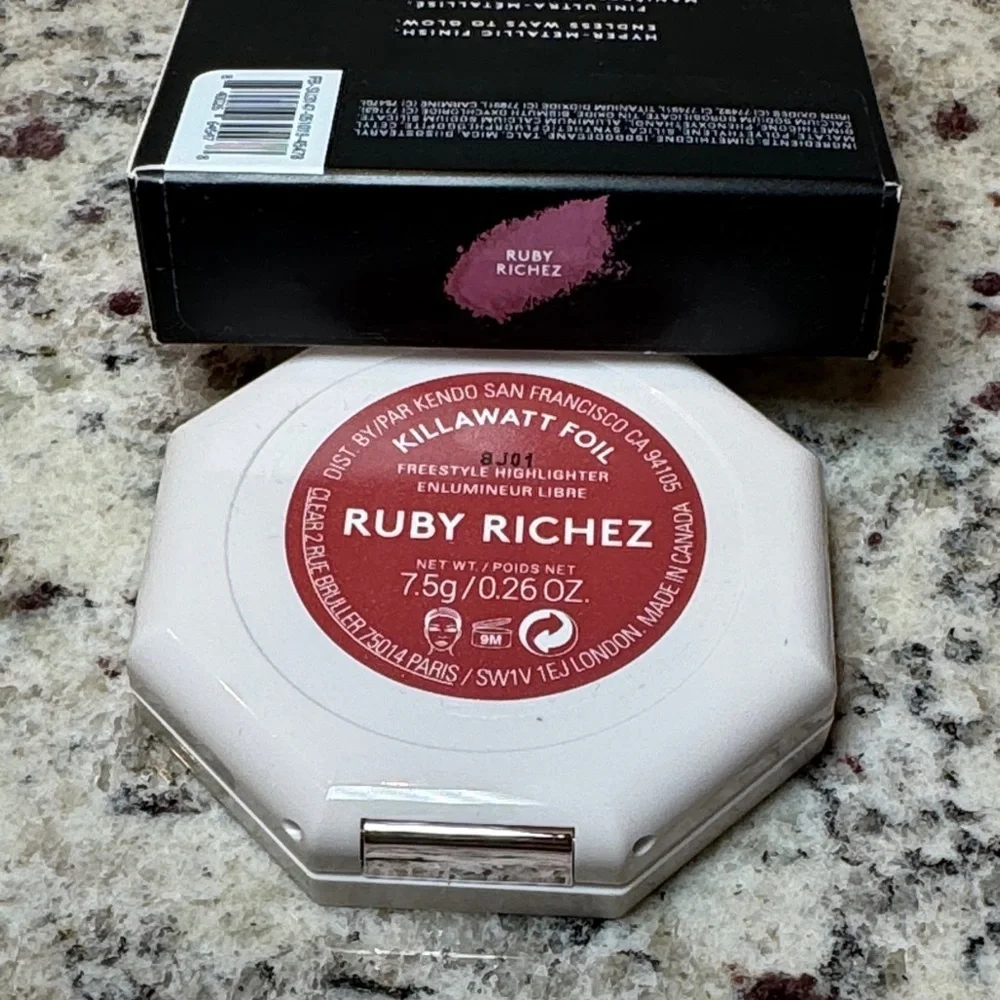 Fenty Beauty Ruby Richez Killawatt Foil Highlighter